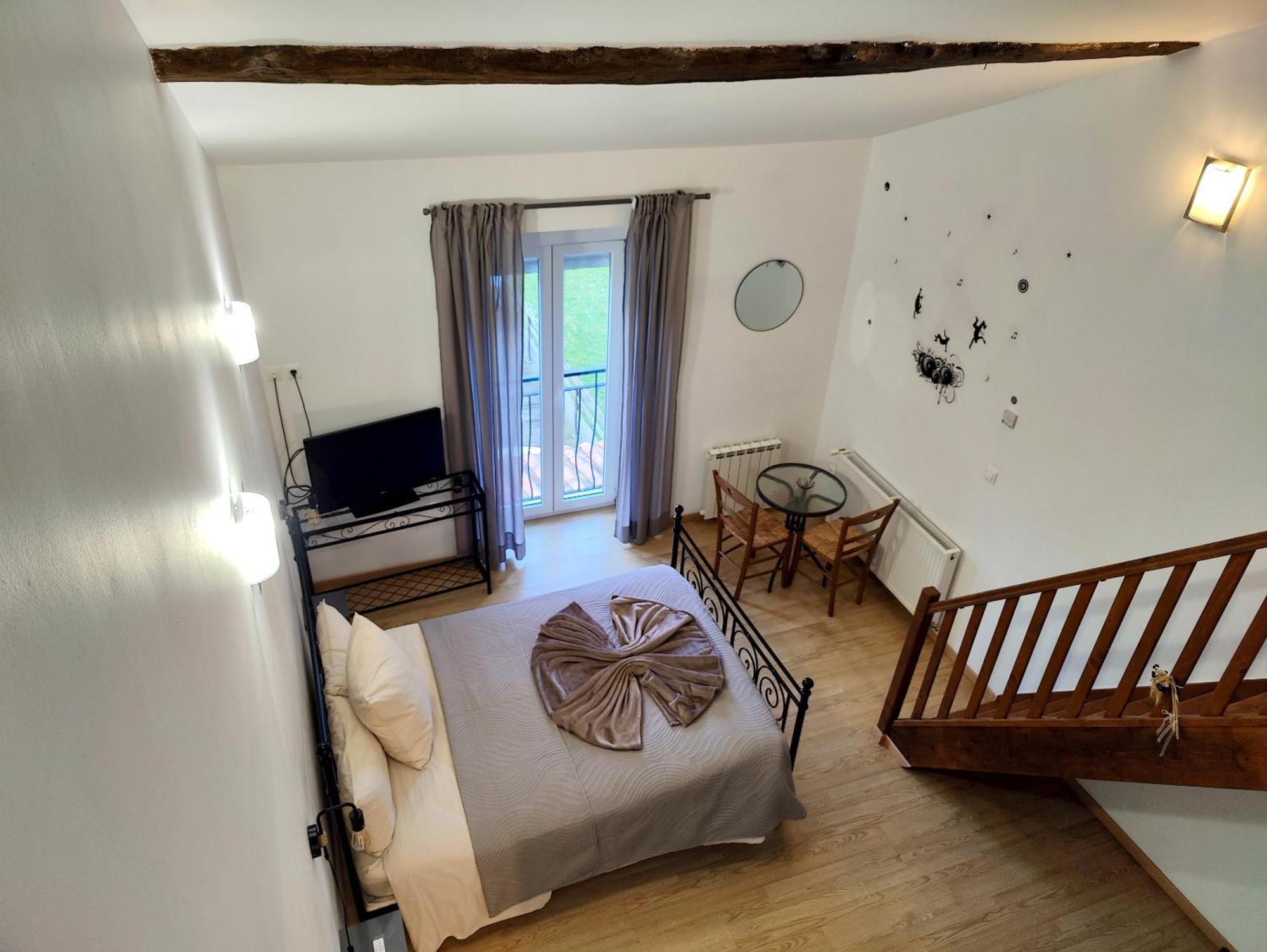 Crezilles Hotes Kültér fotó